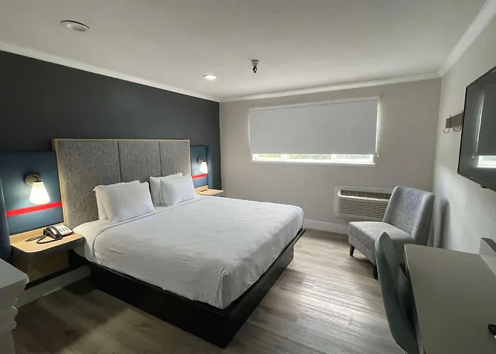 The Midtowner Hotel, Surestay Collection By Best Western