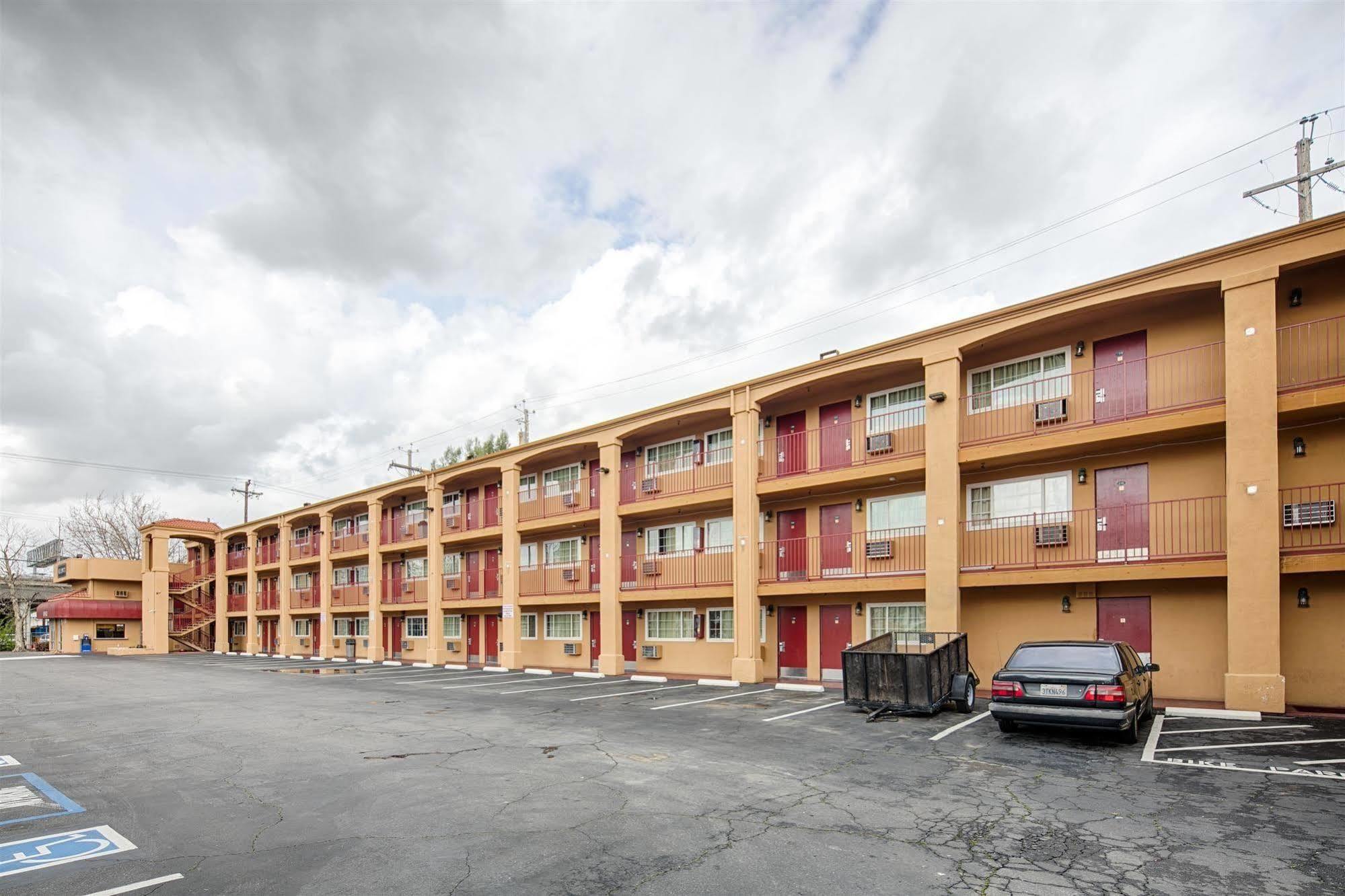 Hotel The Midtowner Hotel, Surestay Collection By Western